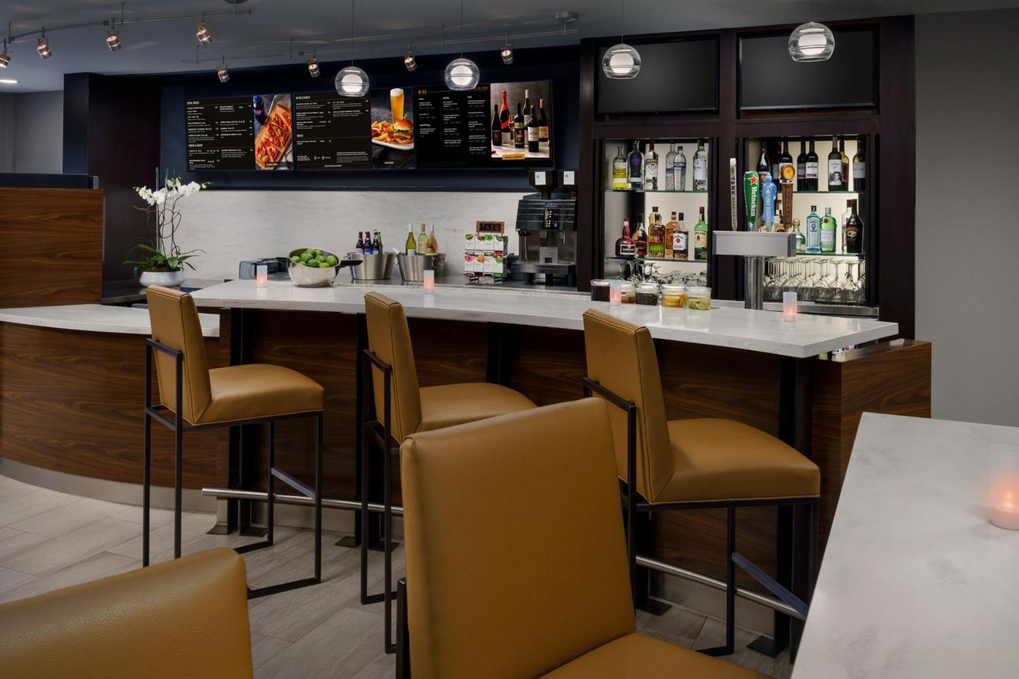 Courtyard By Marriott Miami Aventura Mall Eksteriør billede