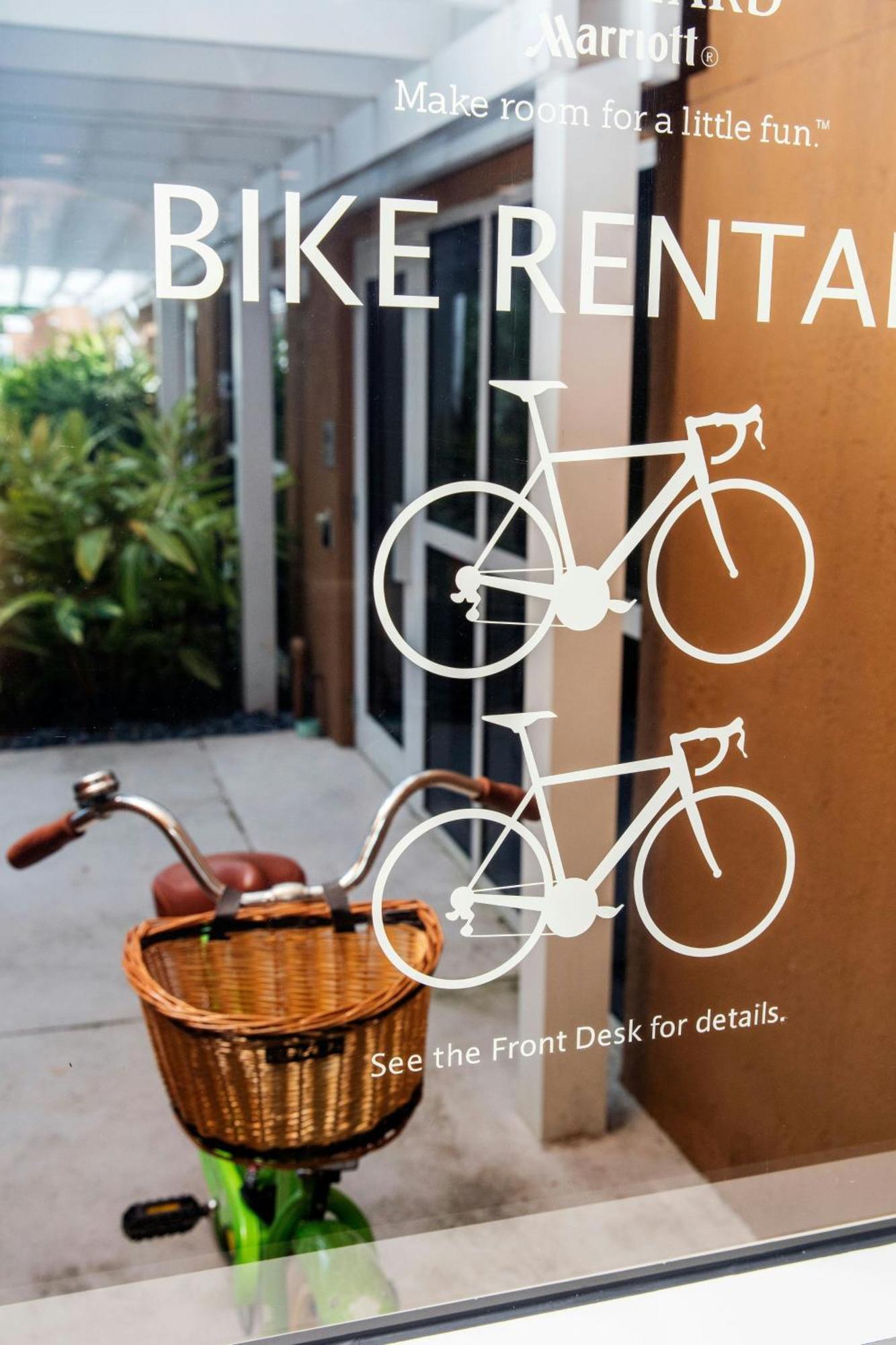 Courtyard By Marriott Miami Aventura Mall Eksteriør billede